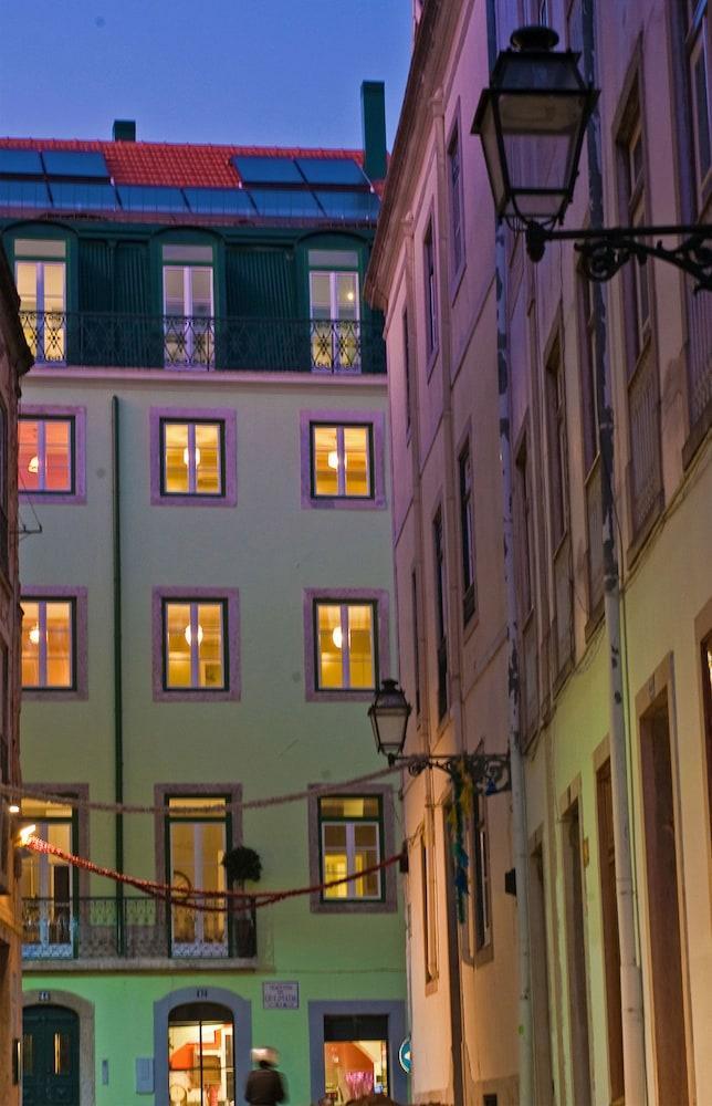 Colours Bairro Alto Apartamento *